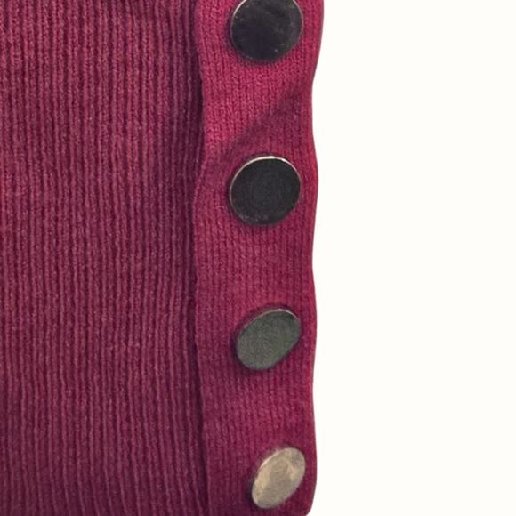 White House Black Market Ribbed Knit Turtleneck in Red – EUC Size L - Picture 4 of 5